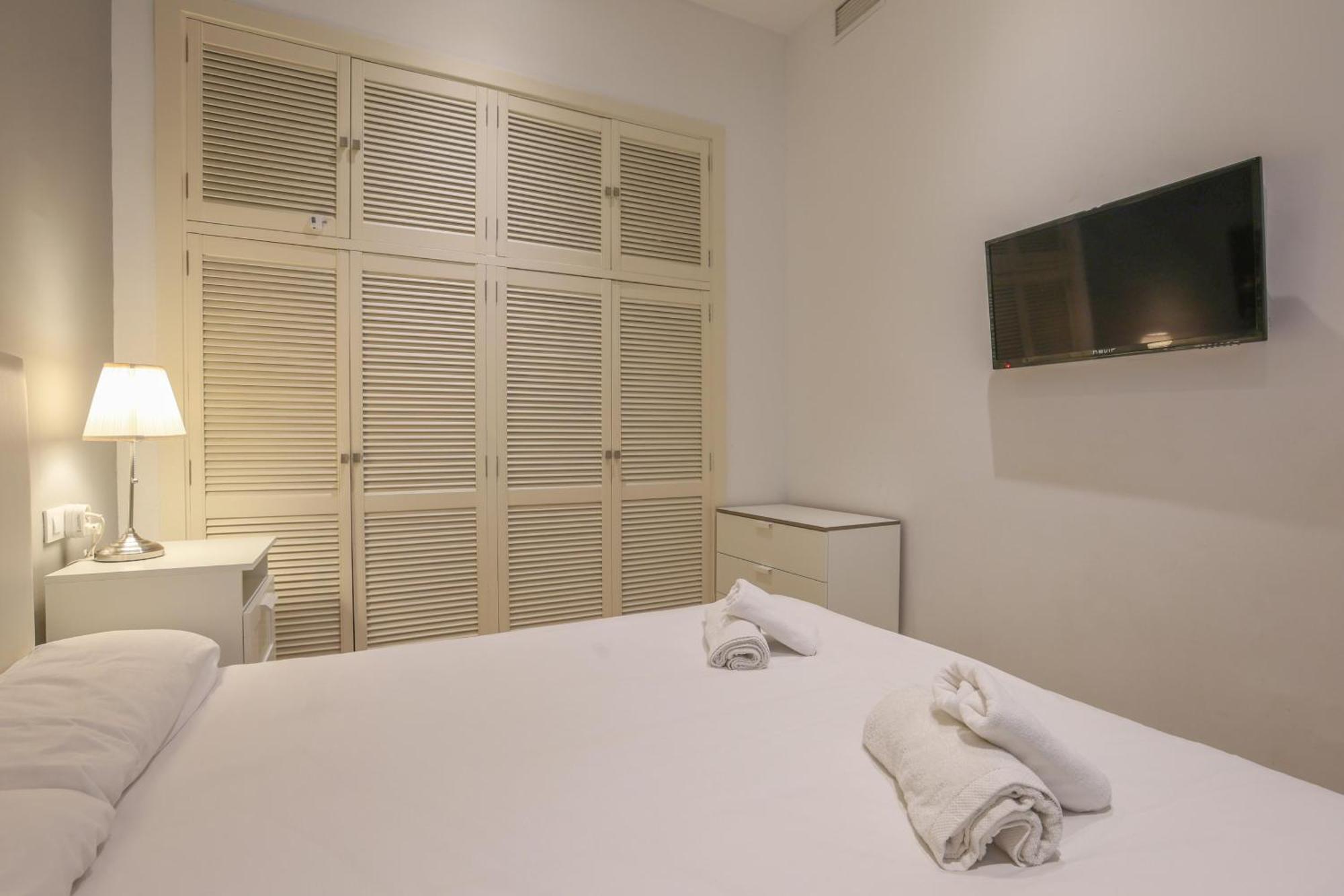 Patio De La Cartuja - 4 Pax Apartment Seville
