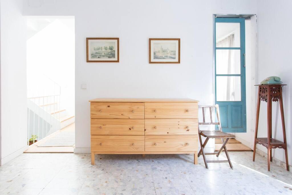 Town House With Rooftop Terrace Holiday home Seville