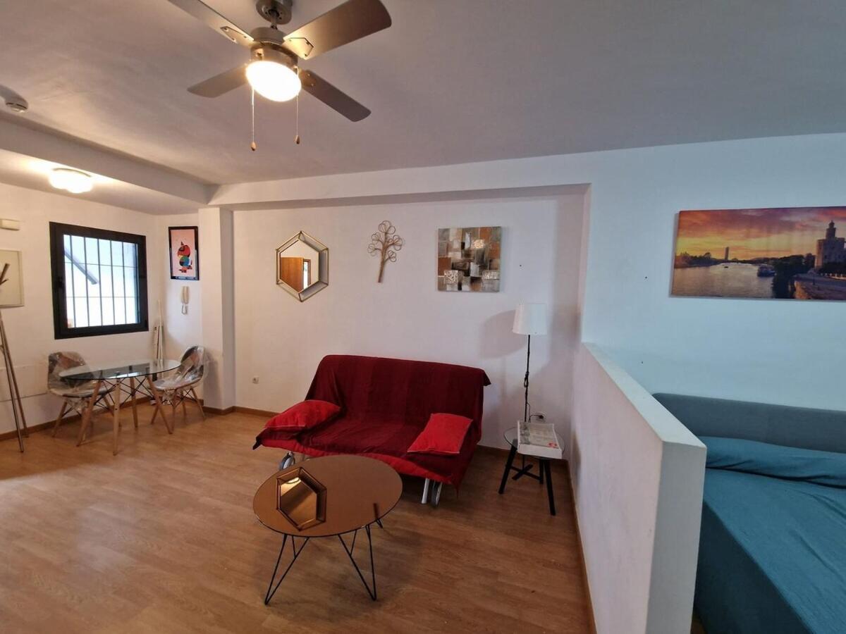 Castilla Del Patrocinio, Coqueto De 1dormitorio Apartamento Sevilla