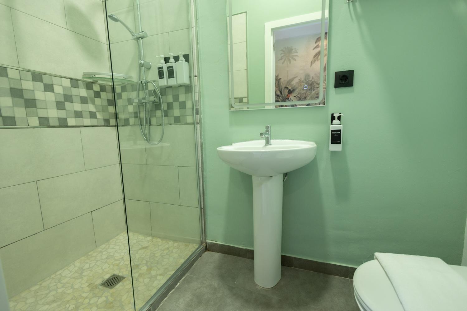 The Clover Guest house Seville