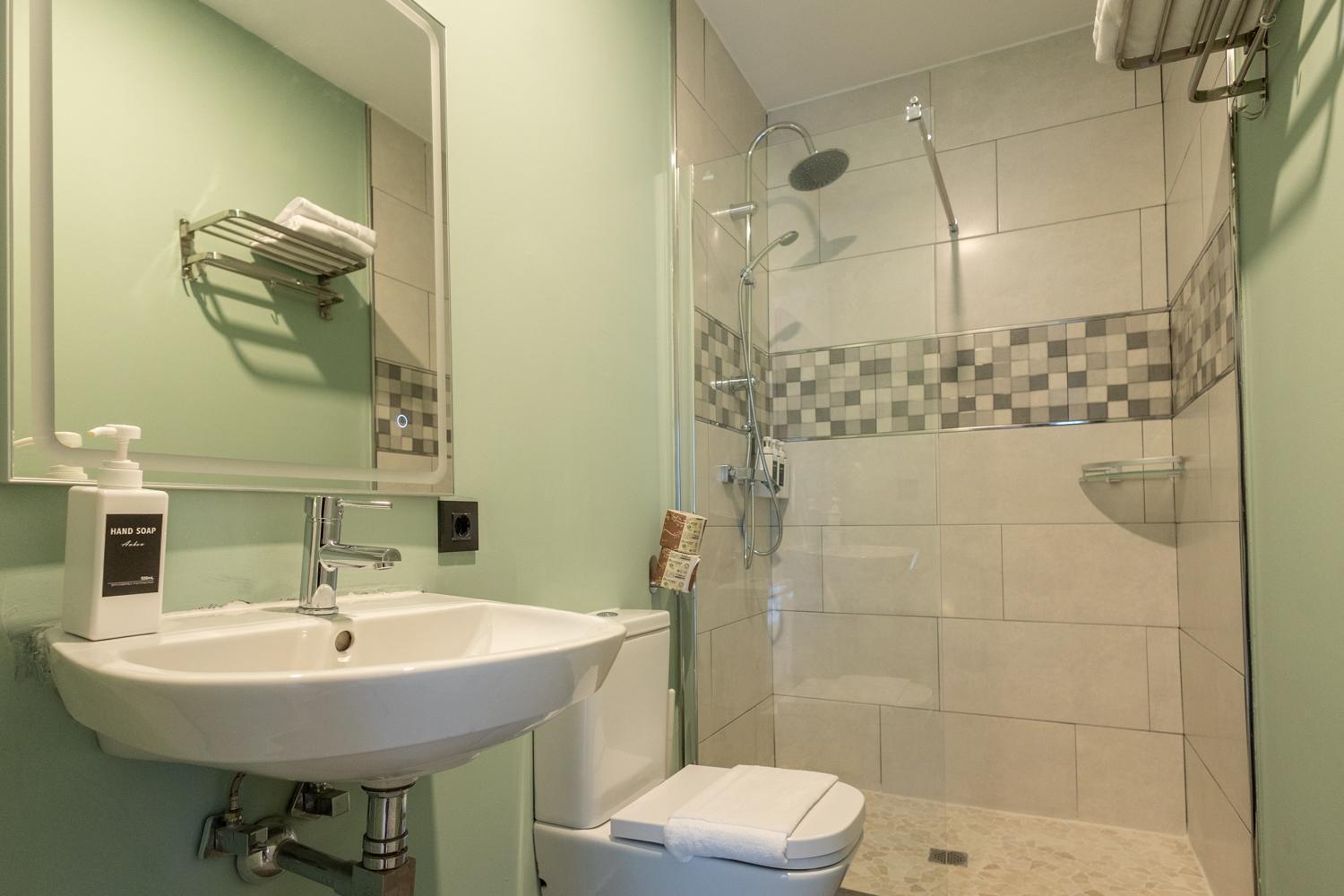 Guest house The Clover Seville