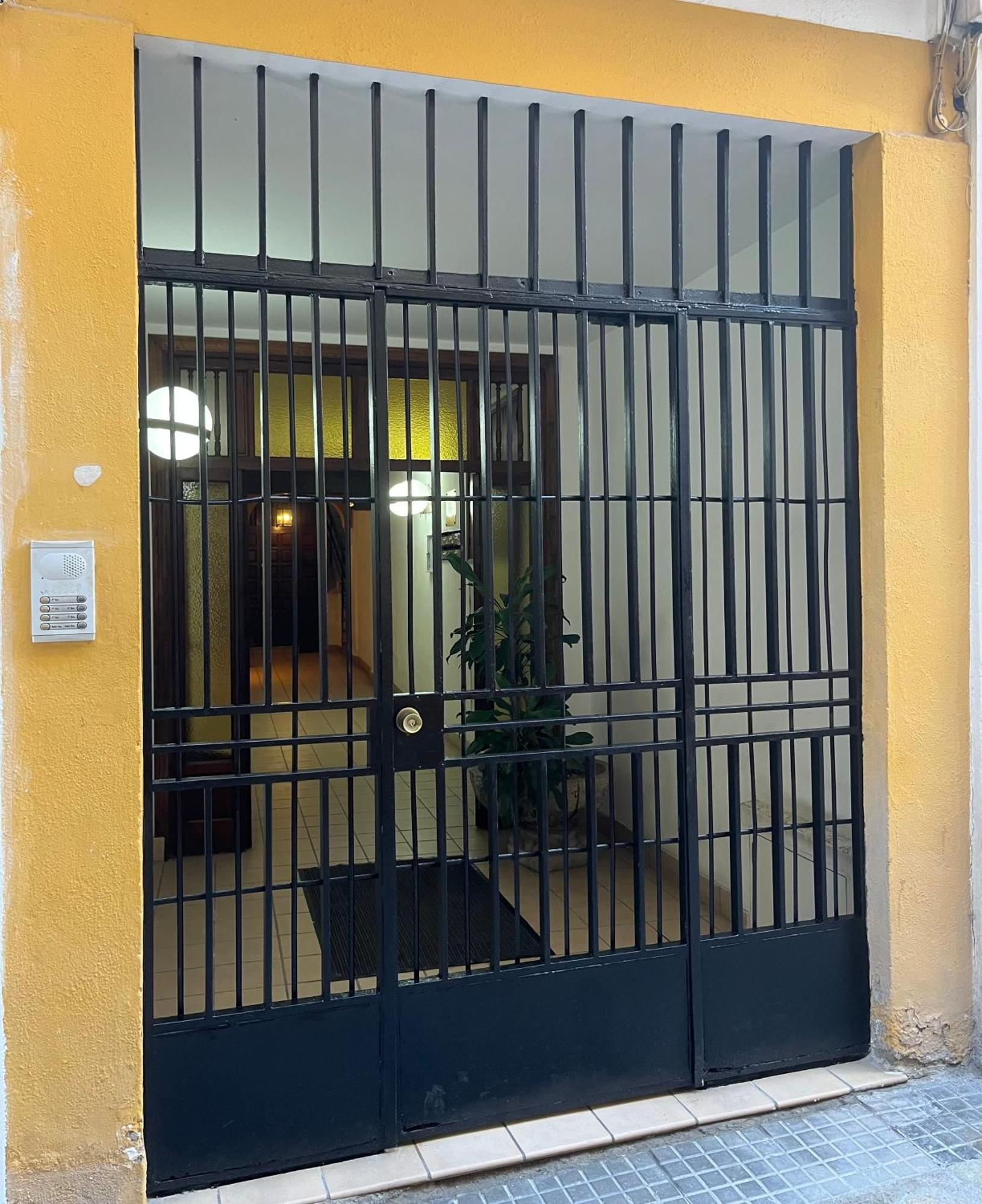 Apartment Rubens Atico - Center