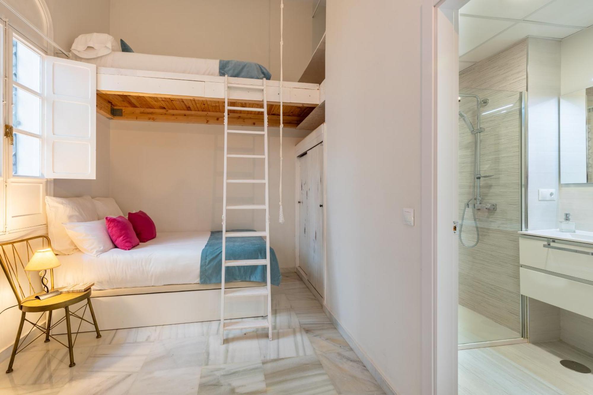 Luxury Loft By The Museum