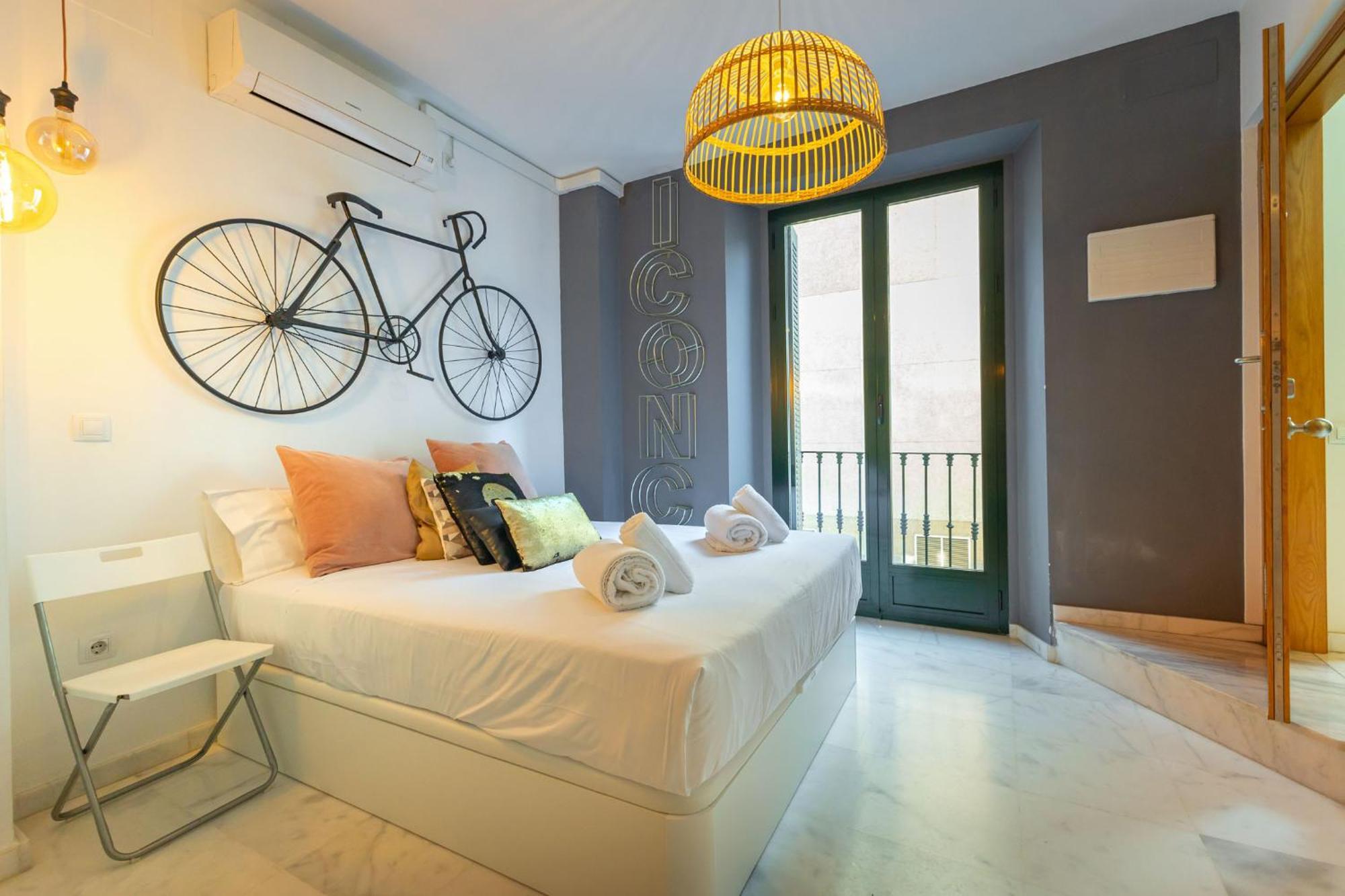 Apartment Dos De Mayo Loft By Valcambre *