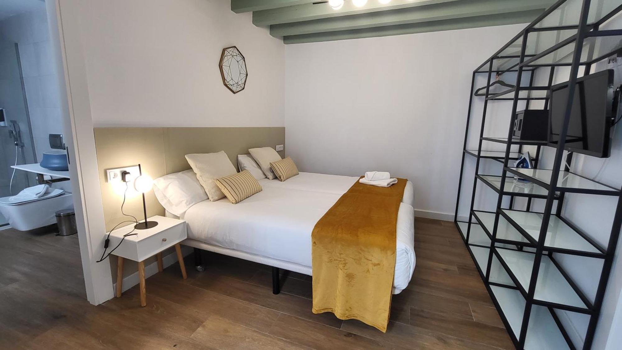 Rentalsevilla Cardenal Cervantes Seville