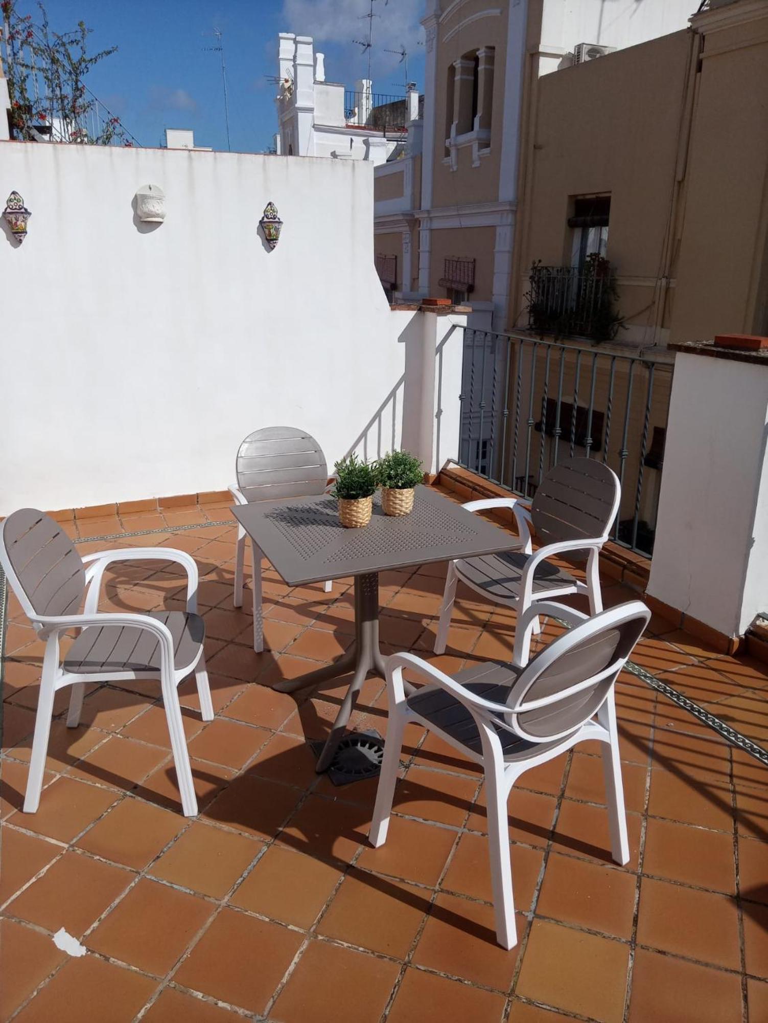 Encantador Duplex Con Terraza Privada En El Centro Apartment *