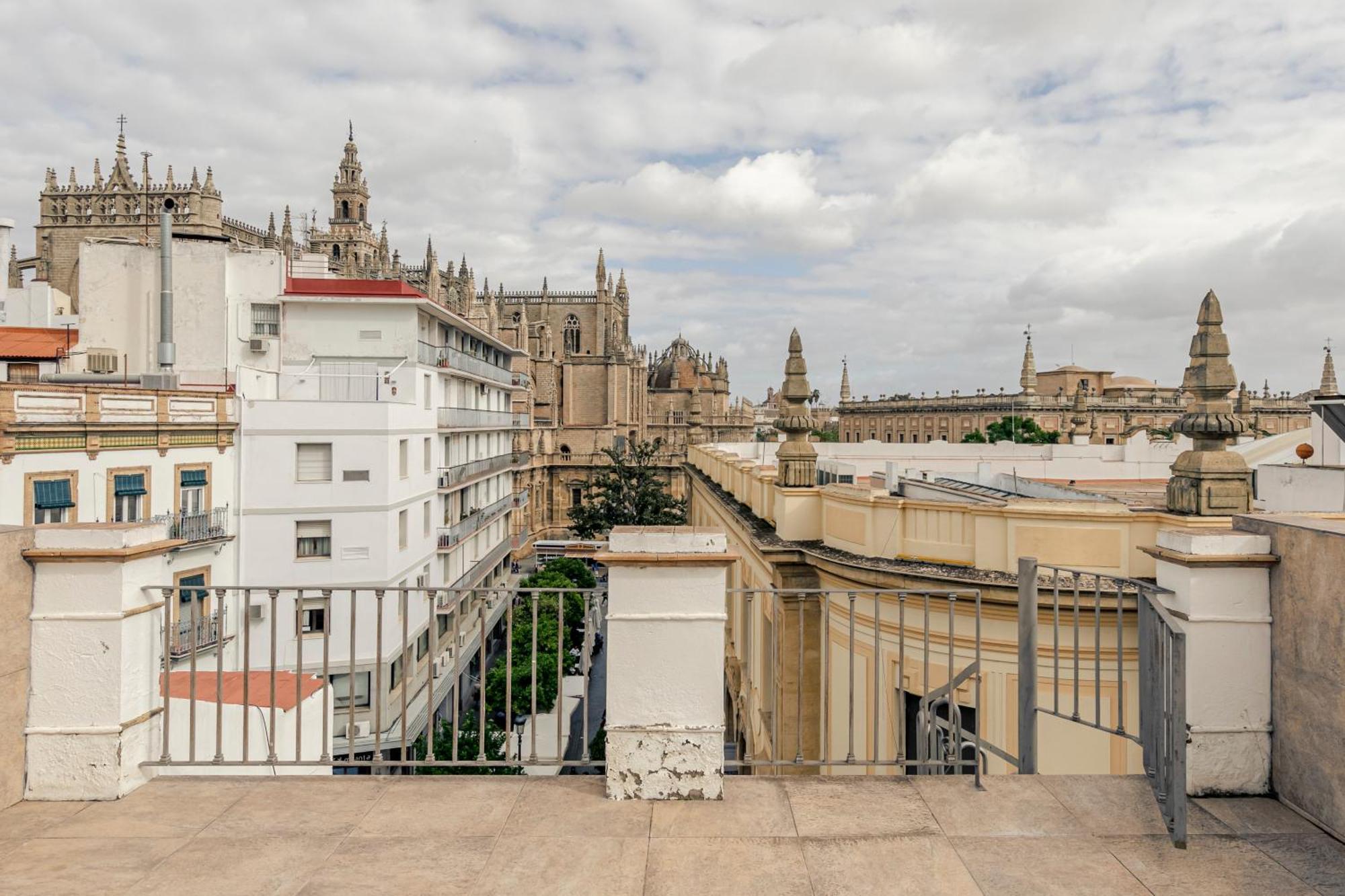 Arco Del Postigo Seville