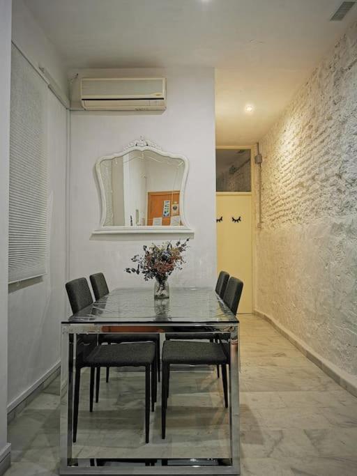 Apartamento Sweet Catalina-centric 4 Guests *