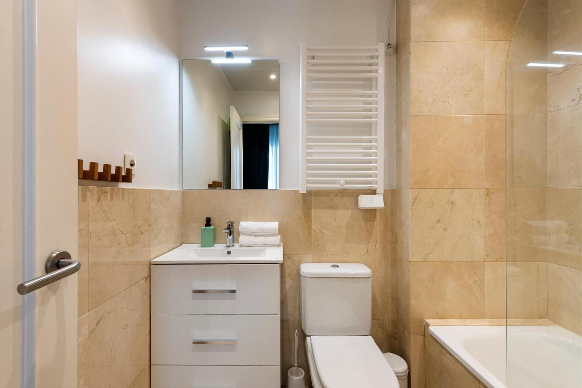 Apartment Misterhost Santiago Centrico Y Acogedor Con Piscina - Casco Historico *