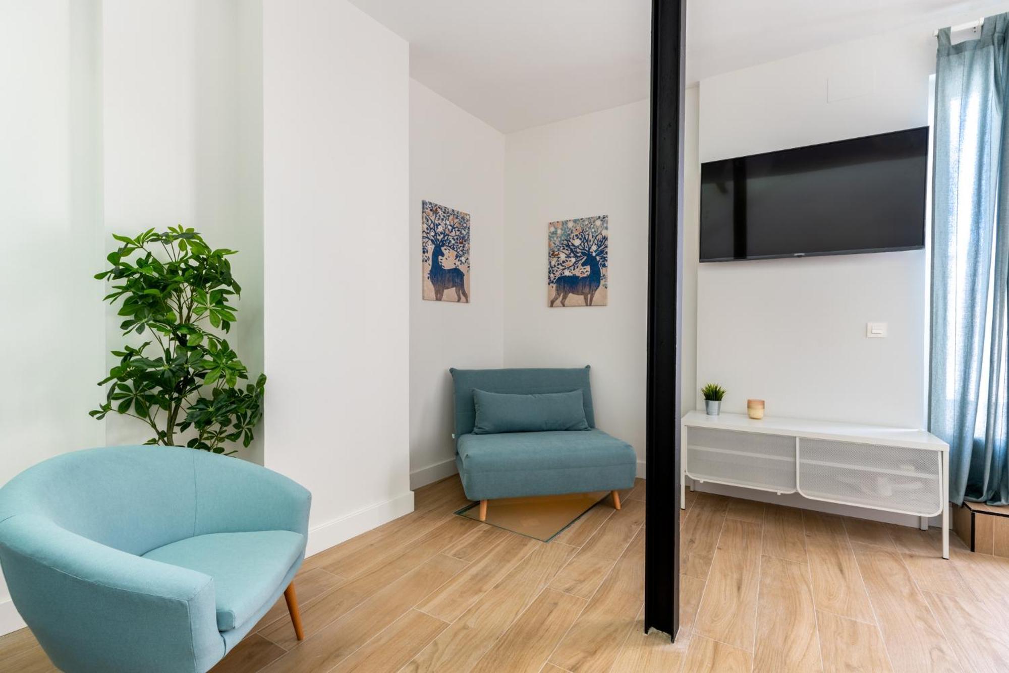 Santa Barbara Suites,