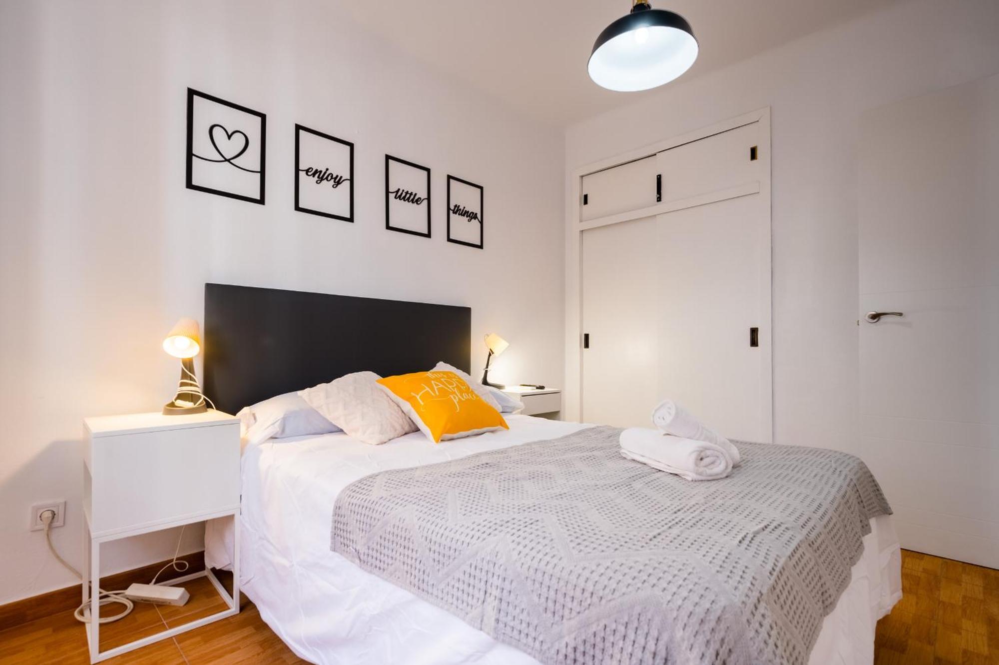 Apartment Cerca Del Centro Y Estacion De Tren,parking Privado Gratis, Bicis Gratis *
