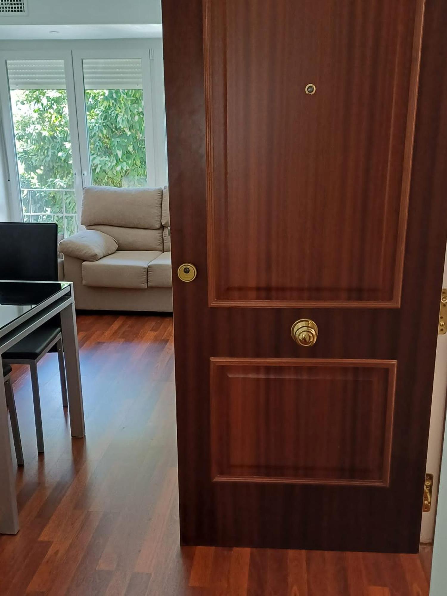 Lyrioshomes Filpo Rojas , Apartment