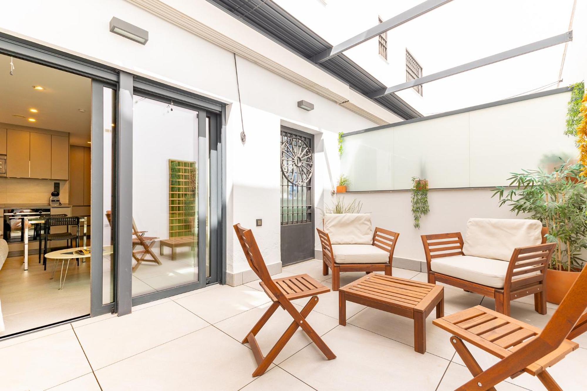 Bajeles Center Deluxe Apartment *