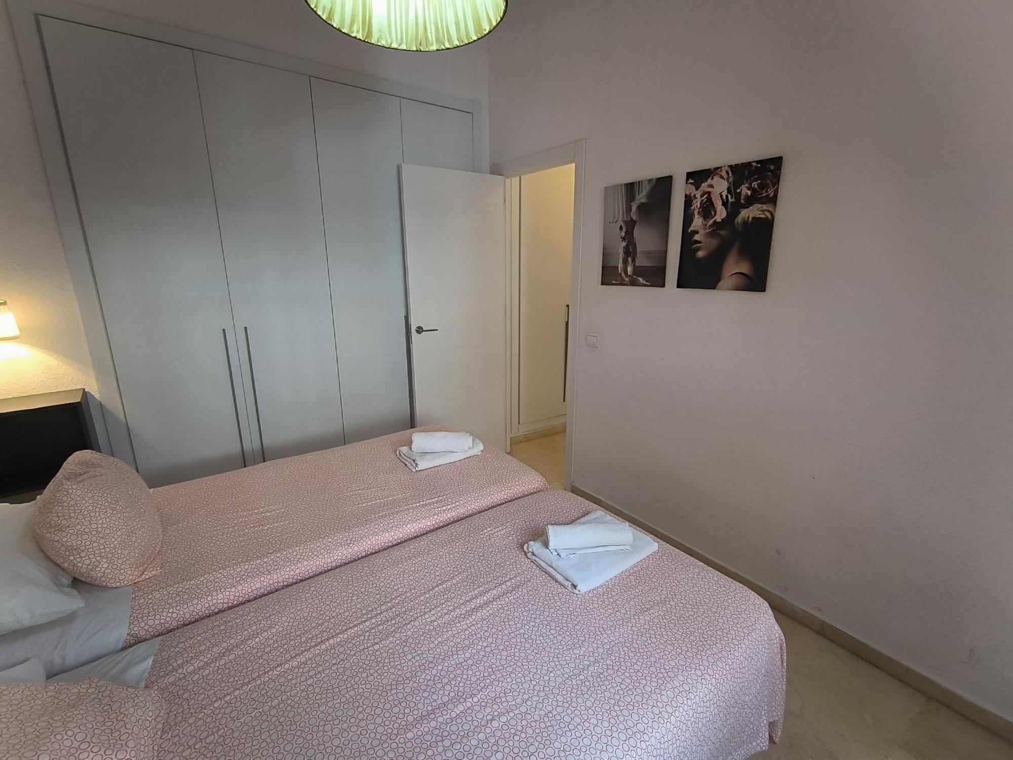 Triana 2 Apartment