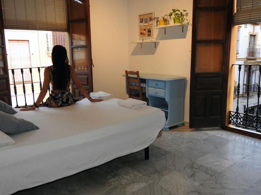 En Centro Con Vistas A La Plaza Alameda De Hercules - Hasta 6 Personas Apartment
