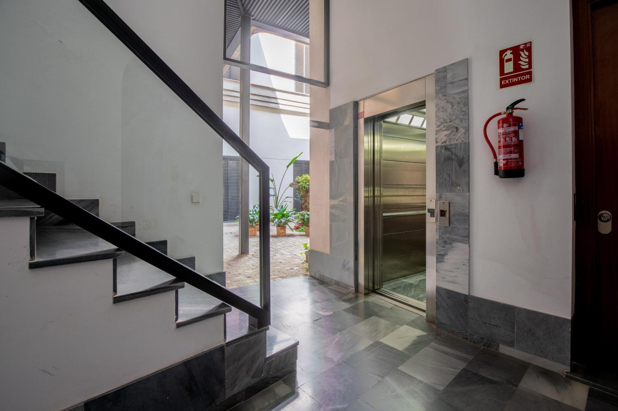 Ry Aparcamiento Incluido Junto A Catedral Ideal Parejas Apartamento Sevilla