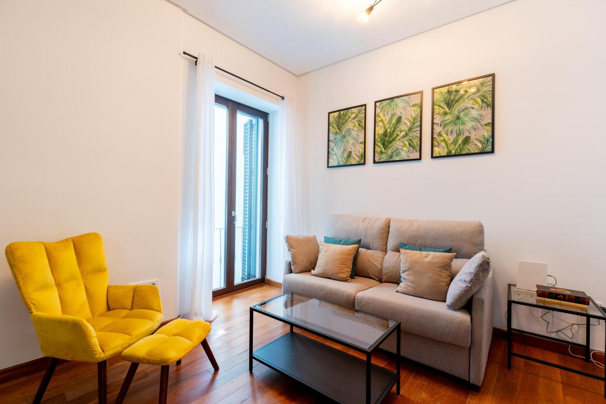 Ry Aparcamiento Incluido Junto A Catedral Ideal Parejas * Sevilla