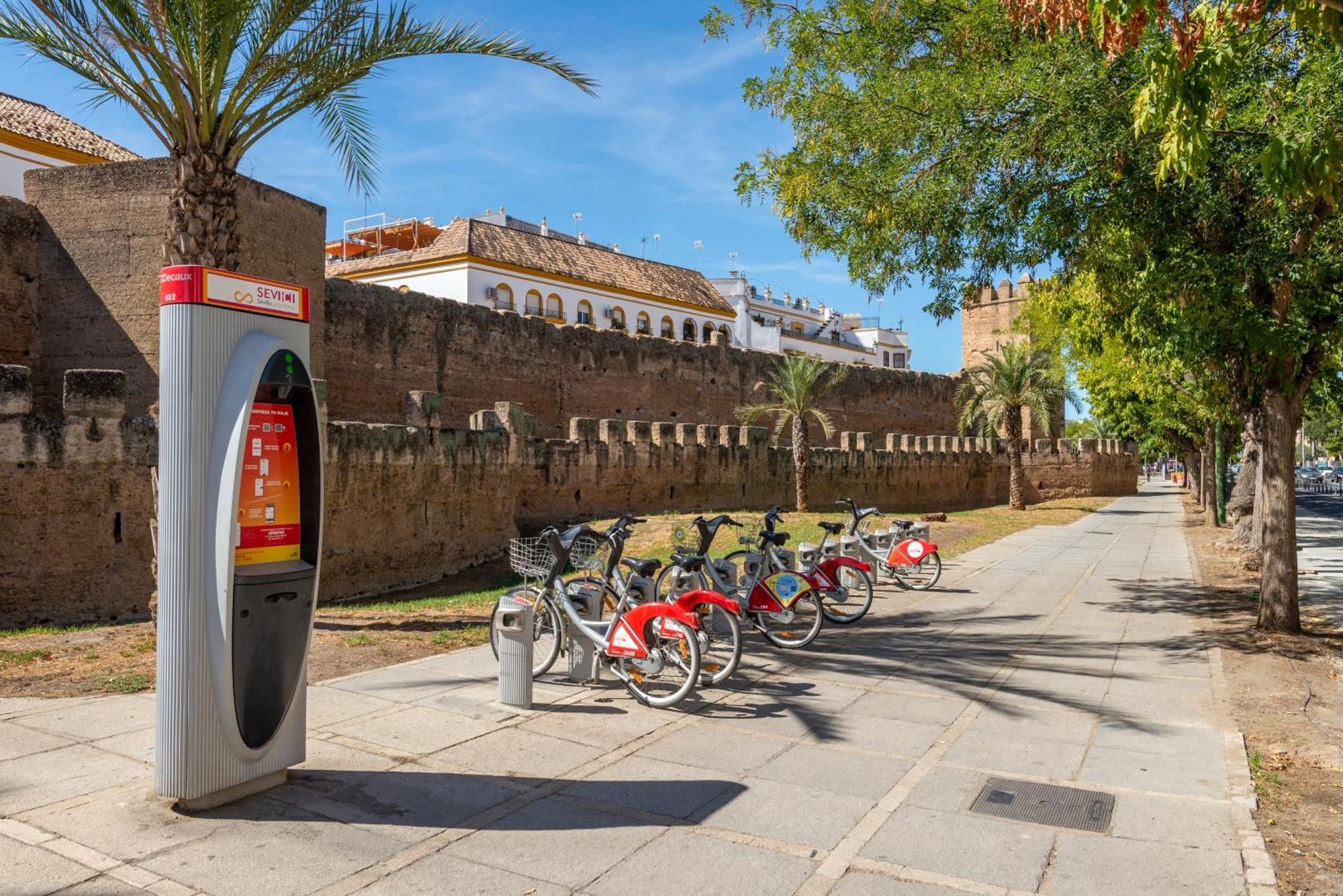Modern Atico, Close Macarena/sevilla Center Apartment Seville