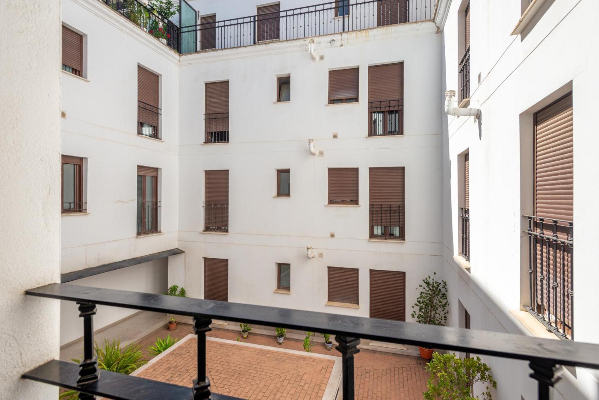 Apartment First Floor Close Macarena Church