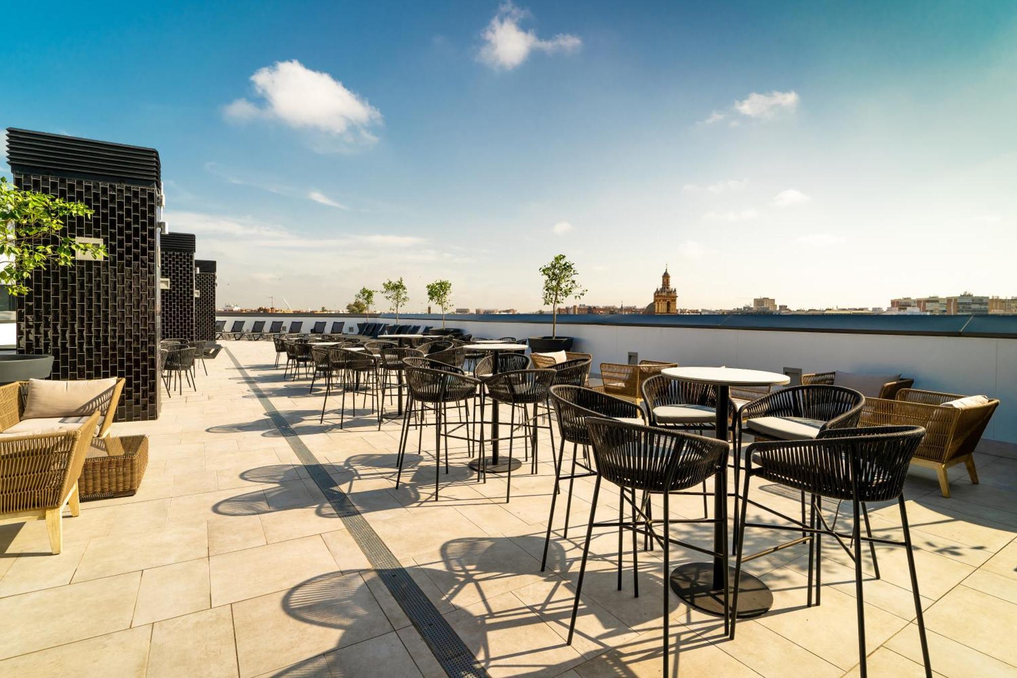 Giralda Center Hotel Seville