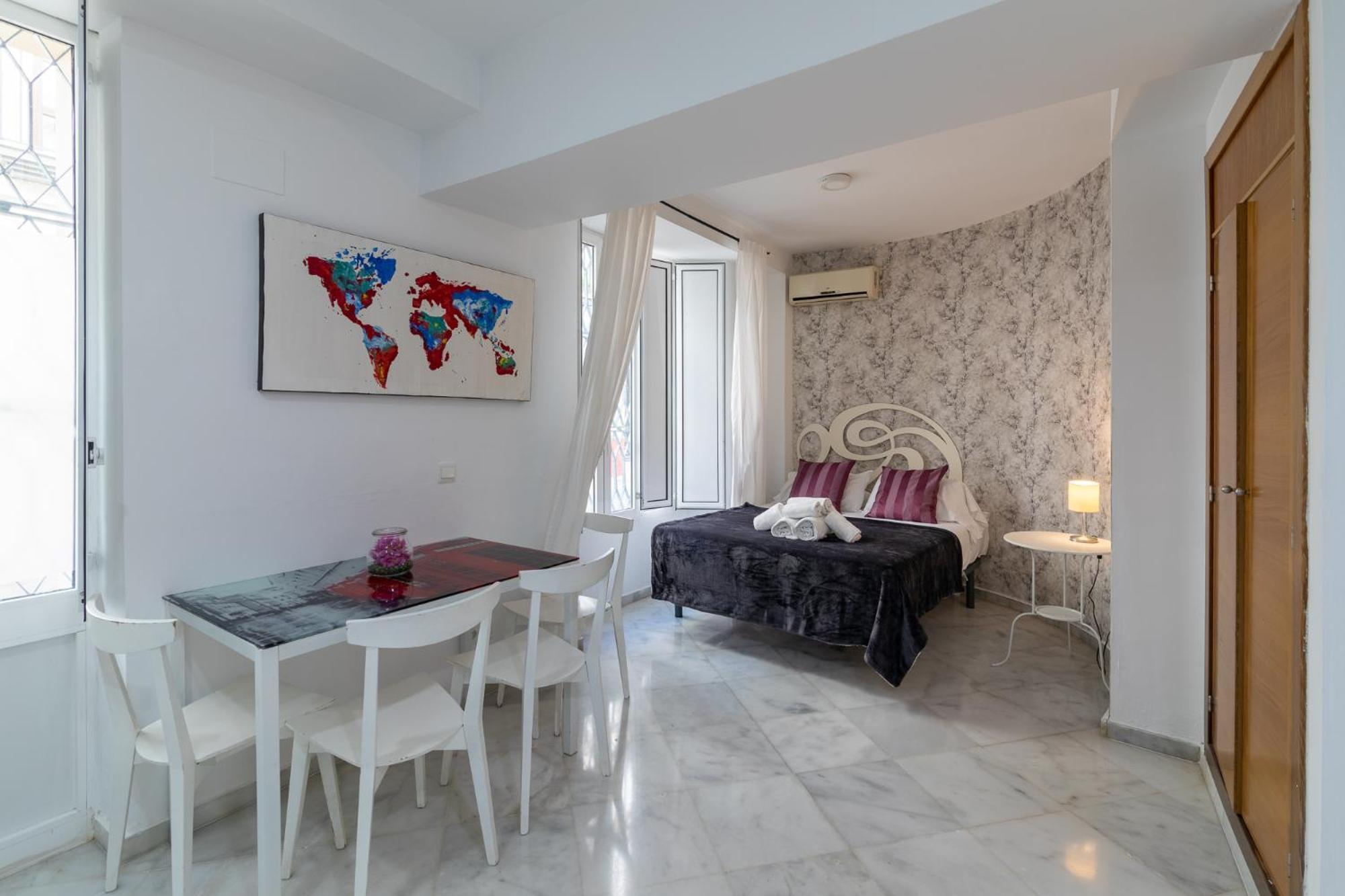Reservaloen Casa Del Museo Apartment *