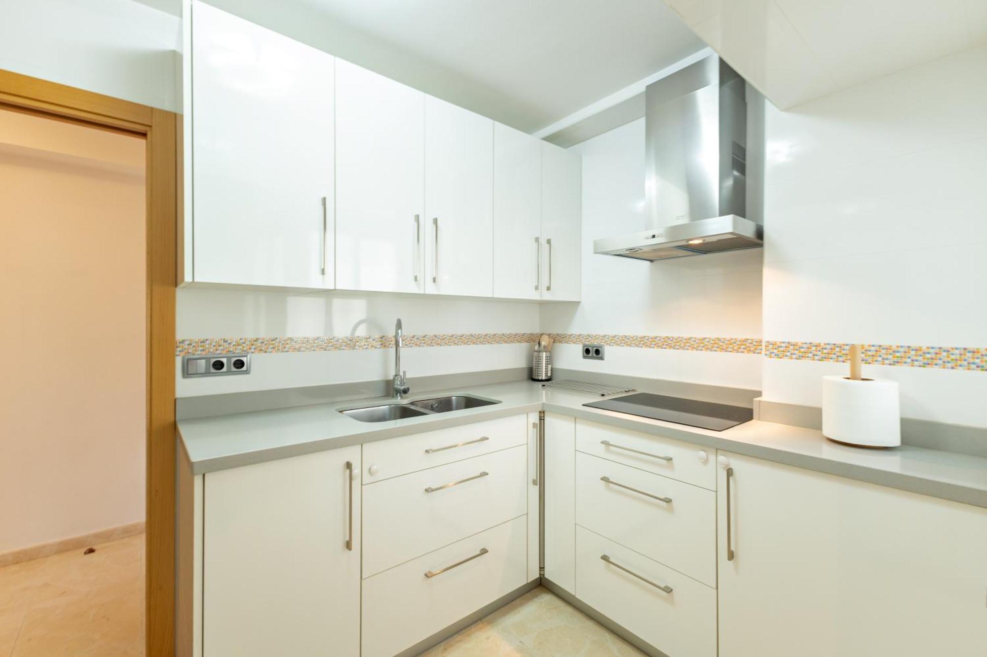 Charming 3 Bedroom At Triana Center By Oui Apartment *