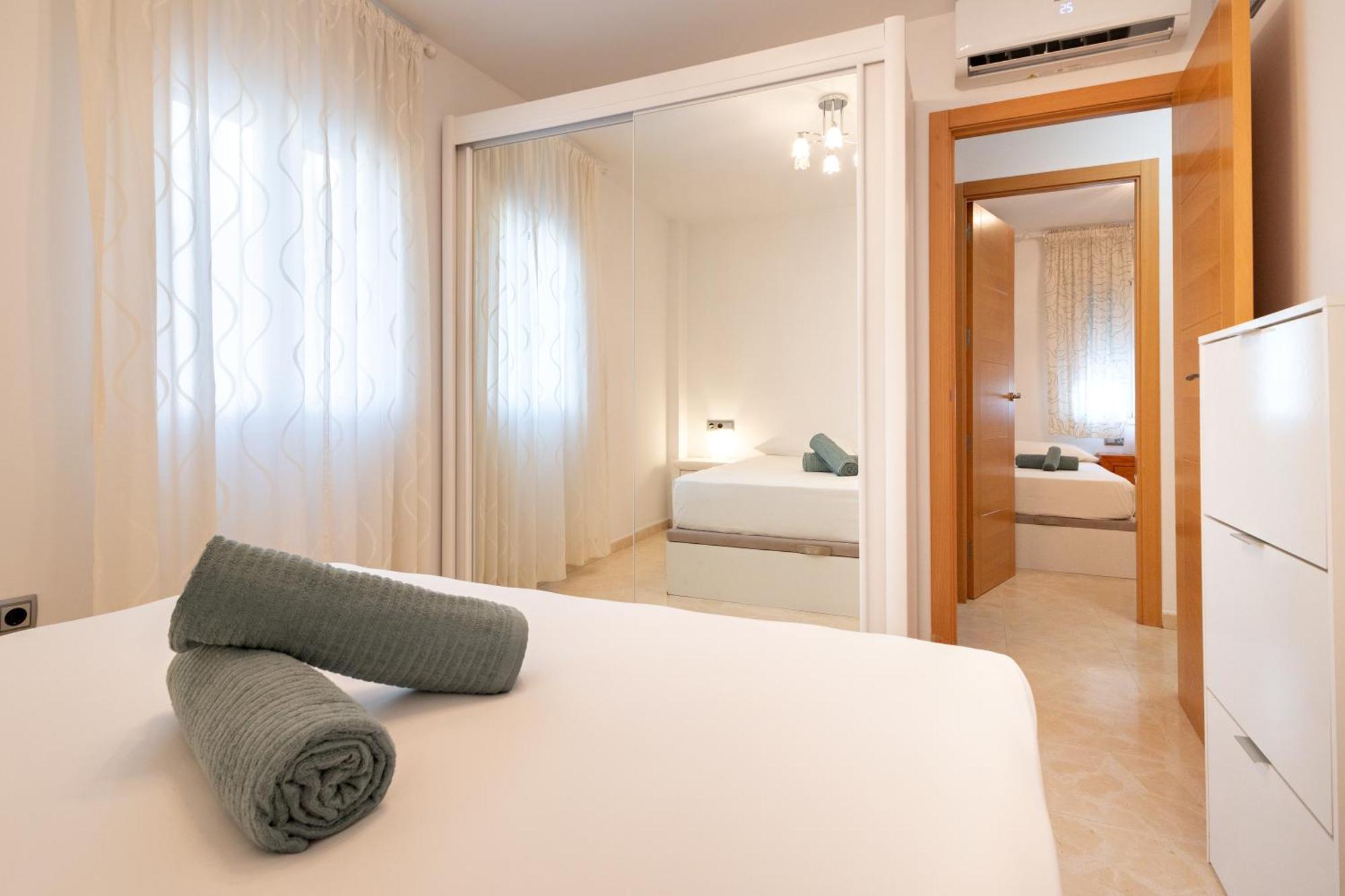 Charming 3 Bedroom At Triana Center By Oui Apartment Seville