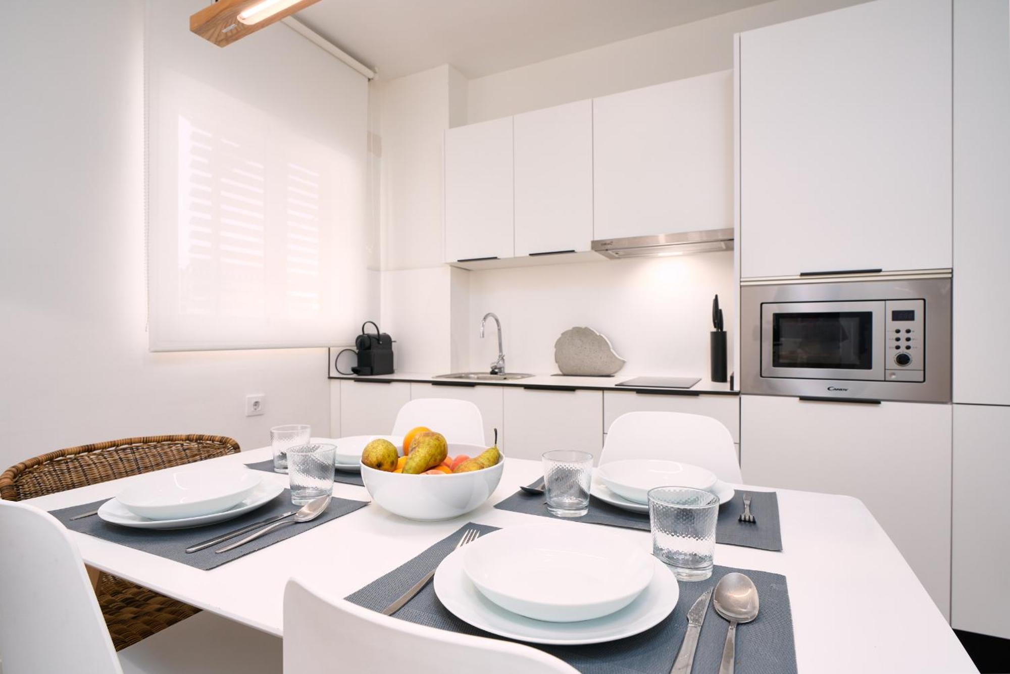 Apartment Sunn Amador De Rios, By Homing U Seville