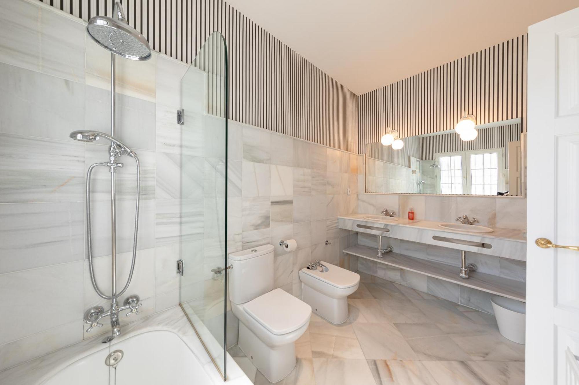 Ohliving Virgenes 7 Seville