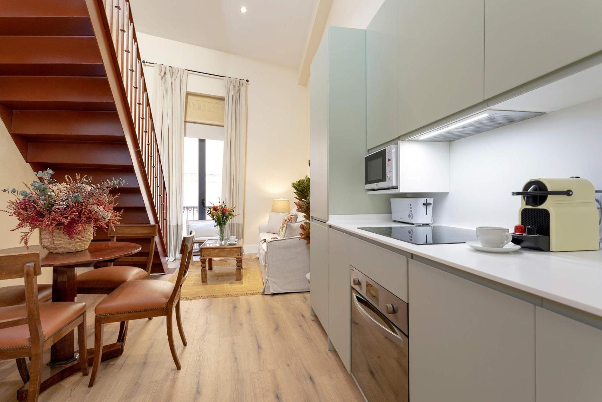 Apartment Genteel Rodrigo Caro