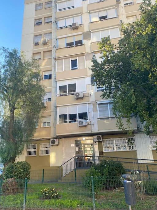 Apartment Tkm Amplio Y Familiar, Terraza Privada Seville