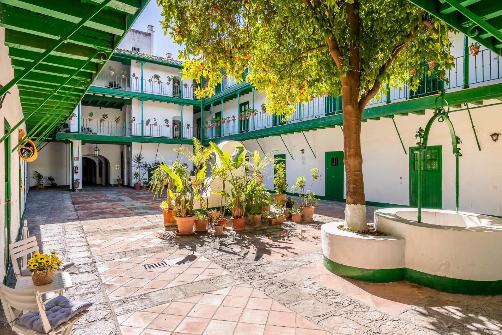 Comfy Away - Estudio En Patio De Vecinos En Setas * Seville