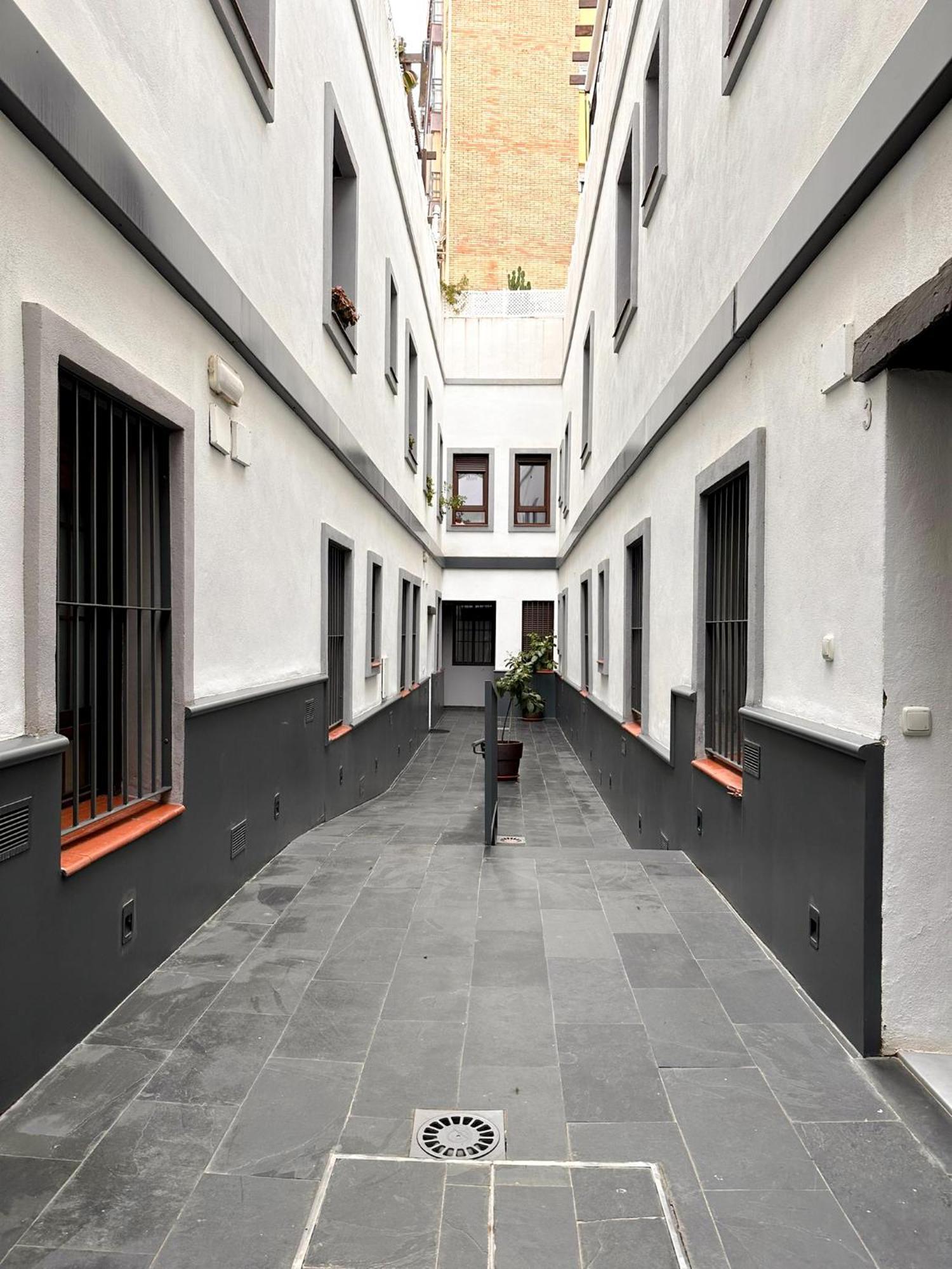 Atico Duplex Triana , Apartment *