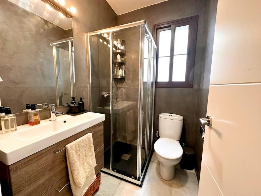 Atico Duplex Triana , Apartment