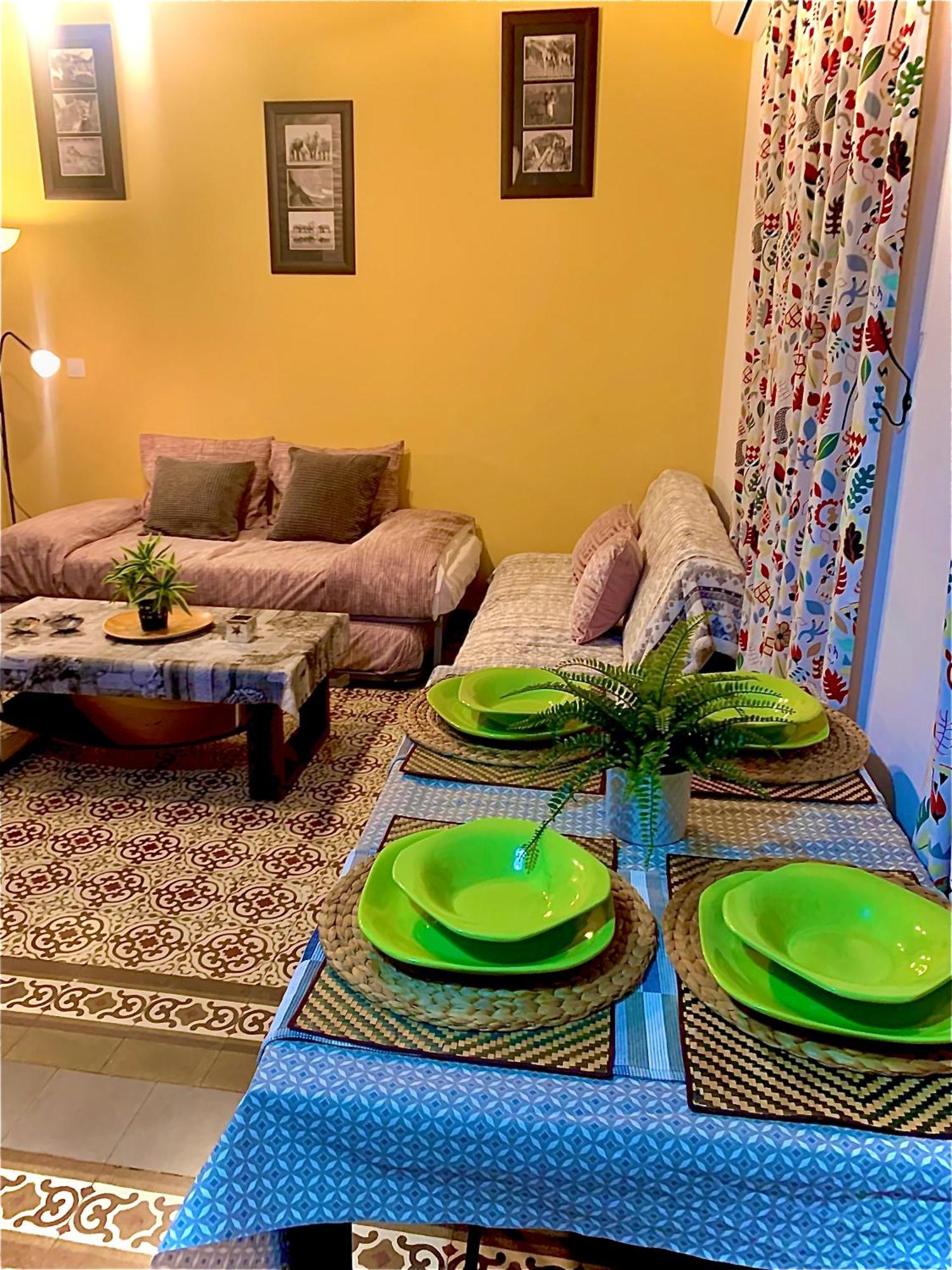 Apartamento Violeta With Cozy Balcony