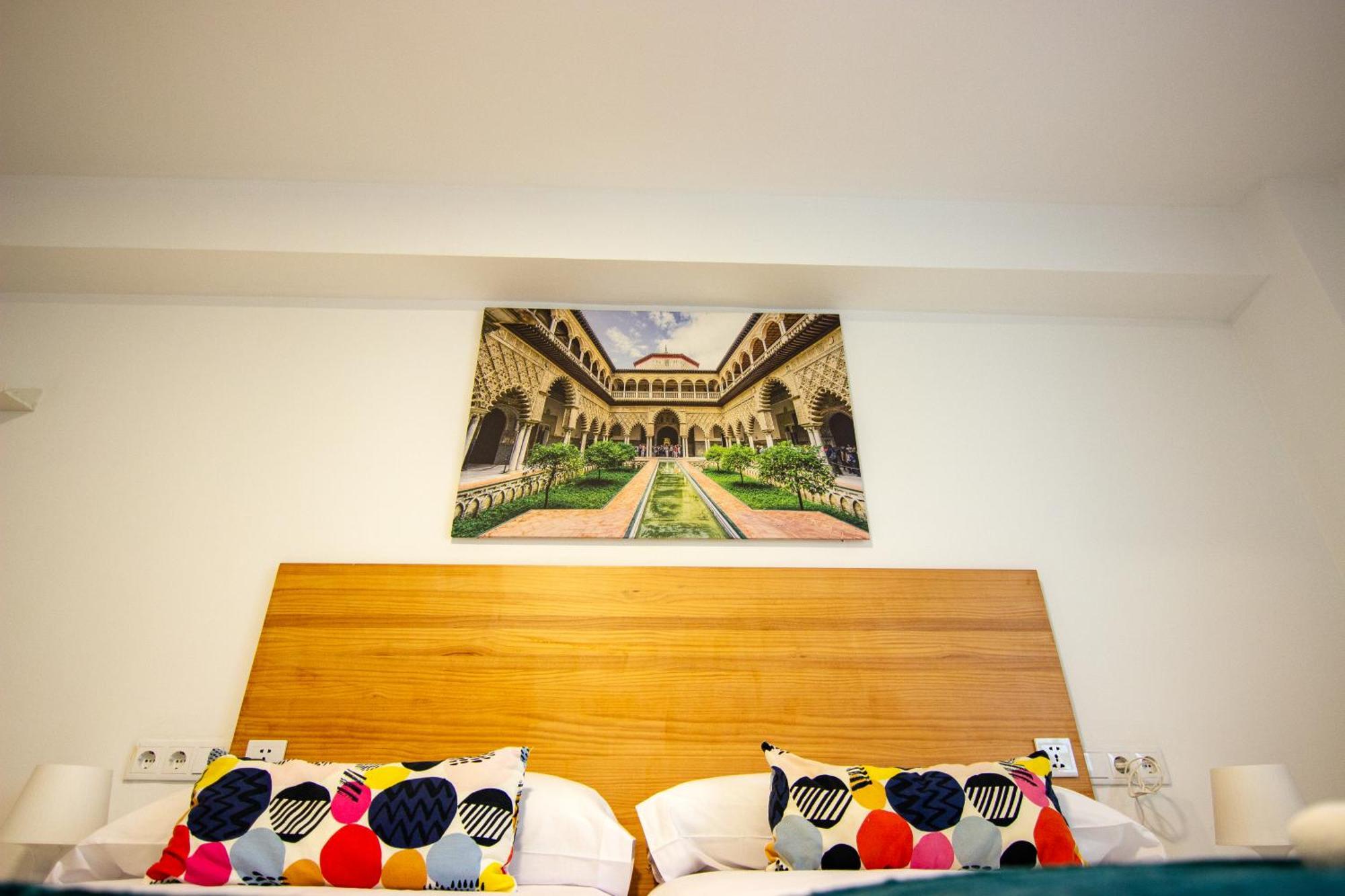 Rentalsevilla Teodosius Grand Apartment
