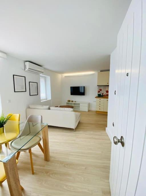 Apartment Mini Loft Con Patio En La Alameda De *