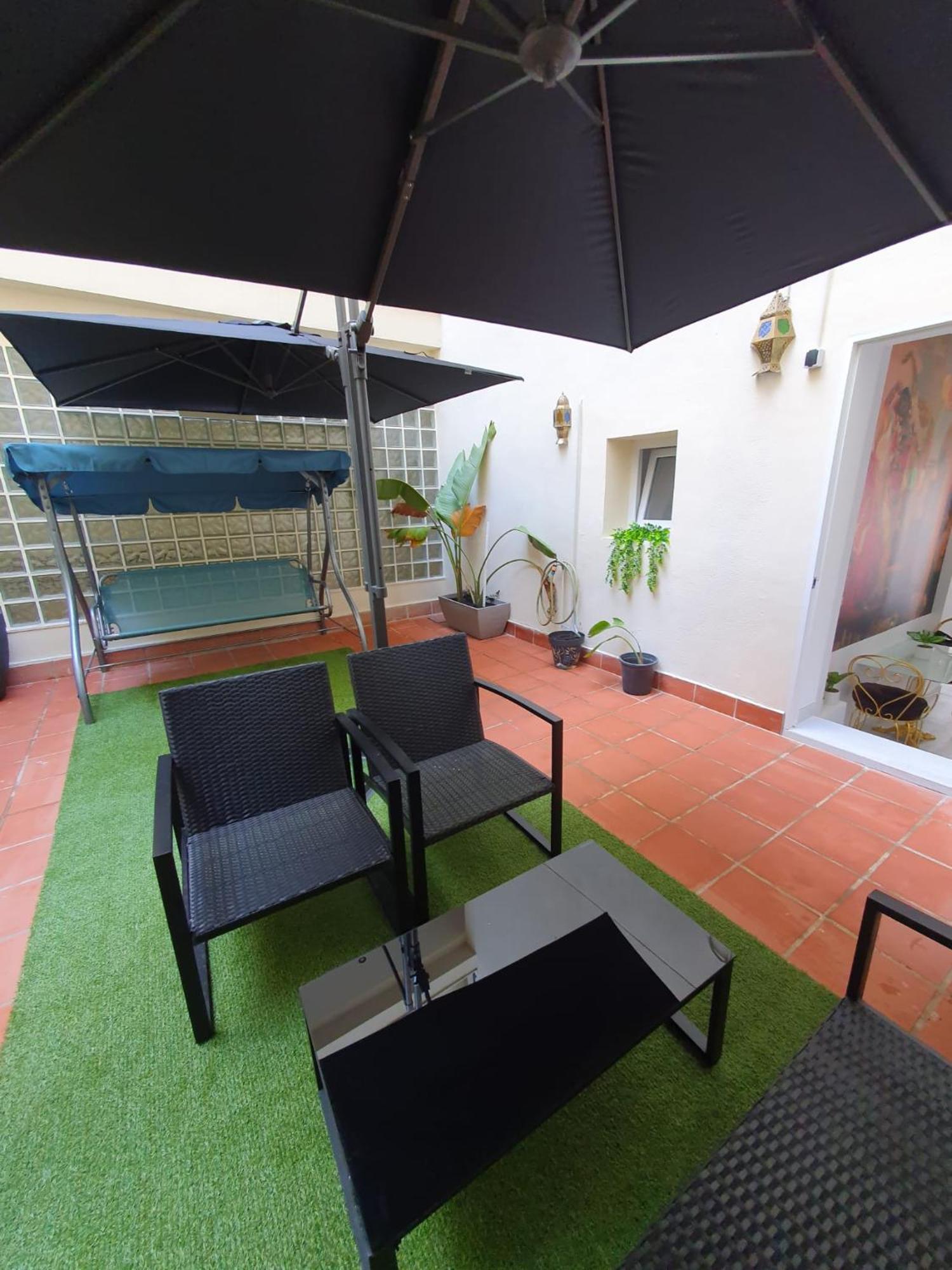 Deluxe En Av Cruz Roja * Seville