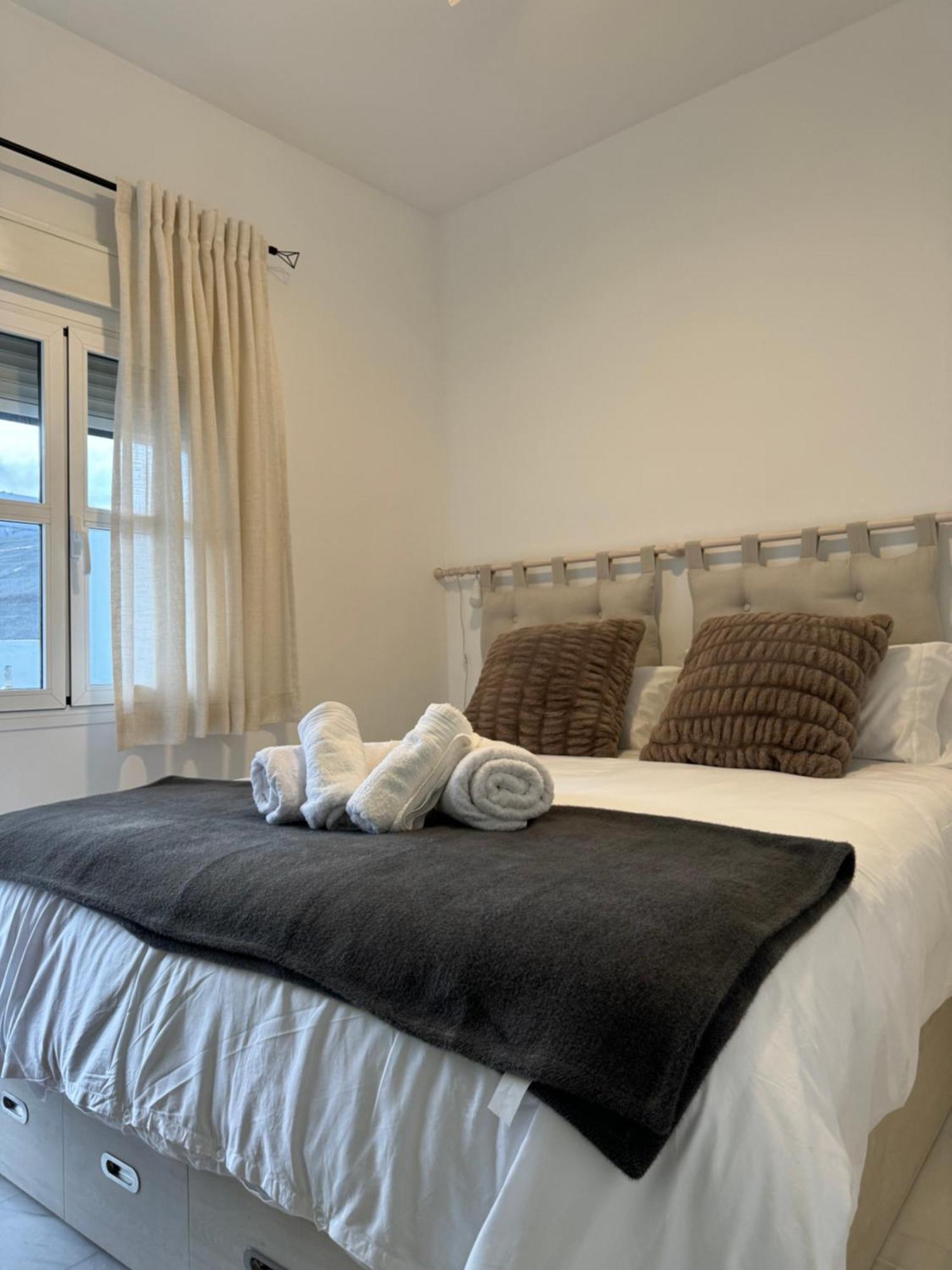 Casa Boutique Plaza De Armas -townhouse- * Sevilla