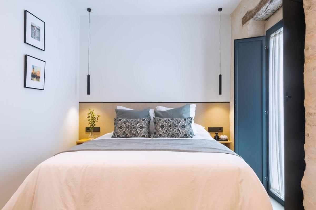 Apartment Luxurious Overlooking Casa Pilatos