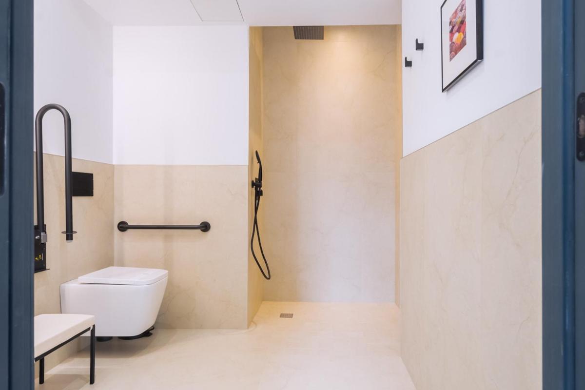 Apartment Luxury Overlooking Casa Pilatos