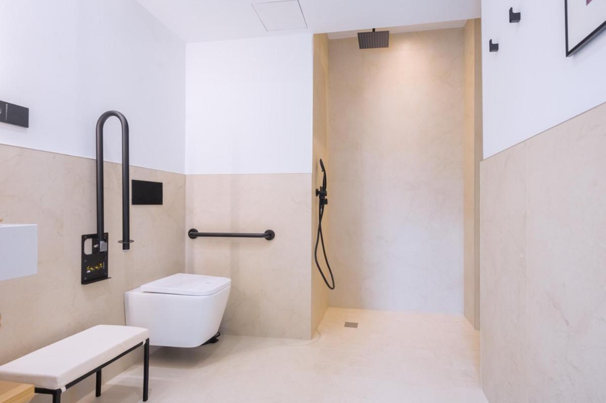 Luxury Overlooking Casa Pilatos Apartment Seville