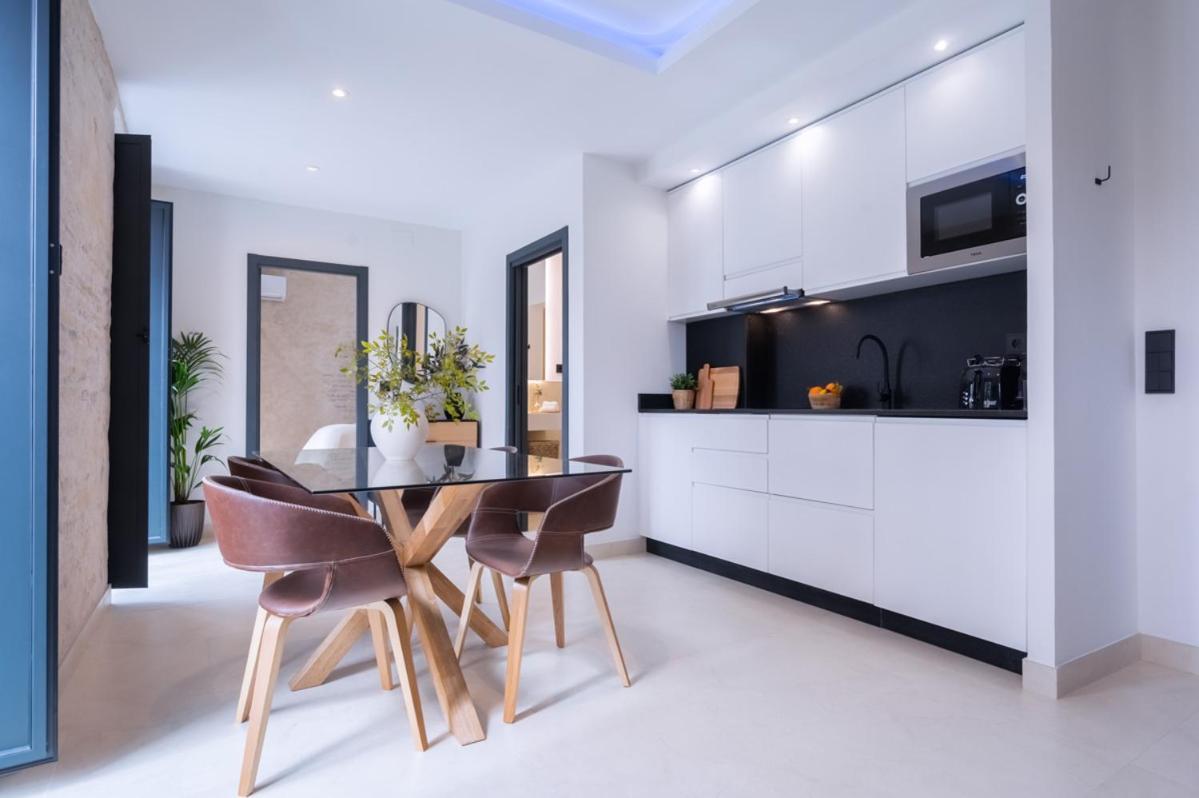 Apartment Luxury Overlooking Casa Pilatos Seville