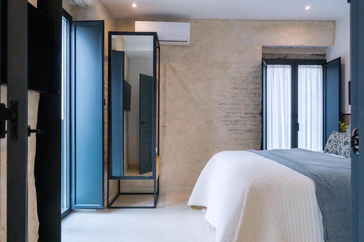Luxury Overlooking Casa Pilatos Seville