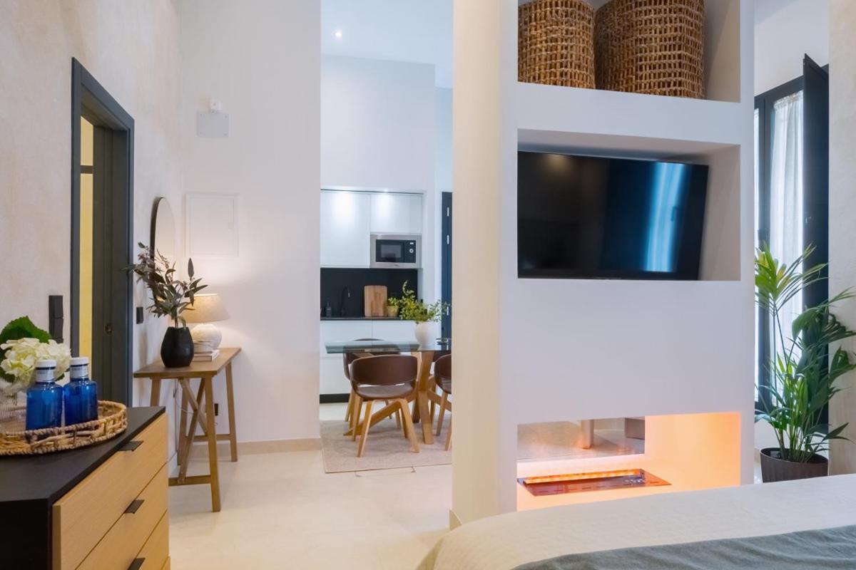 Luxurious Located In Casa Pilatos Seville