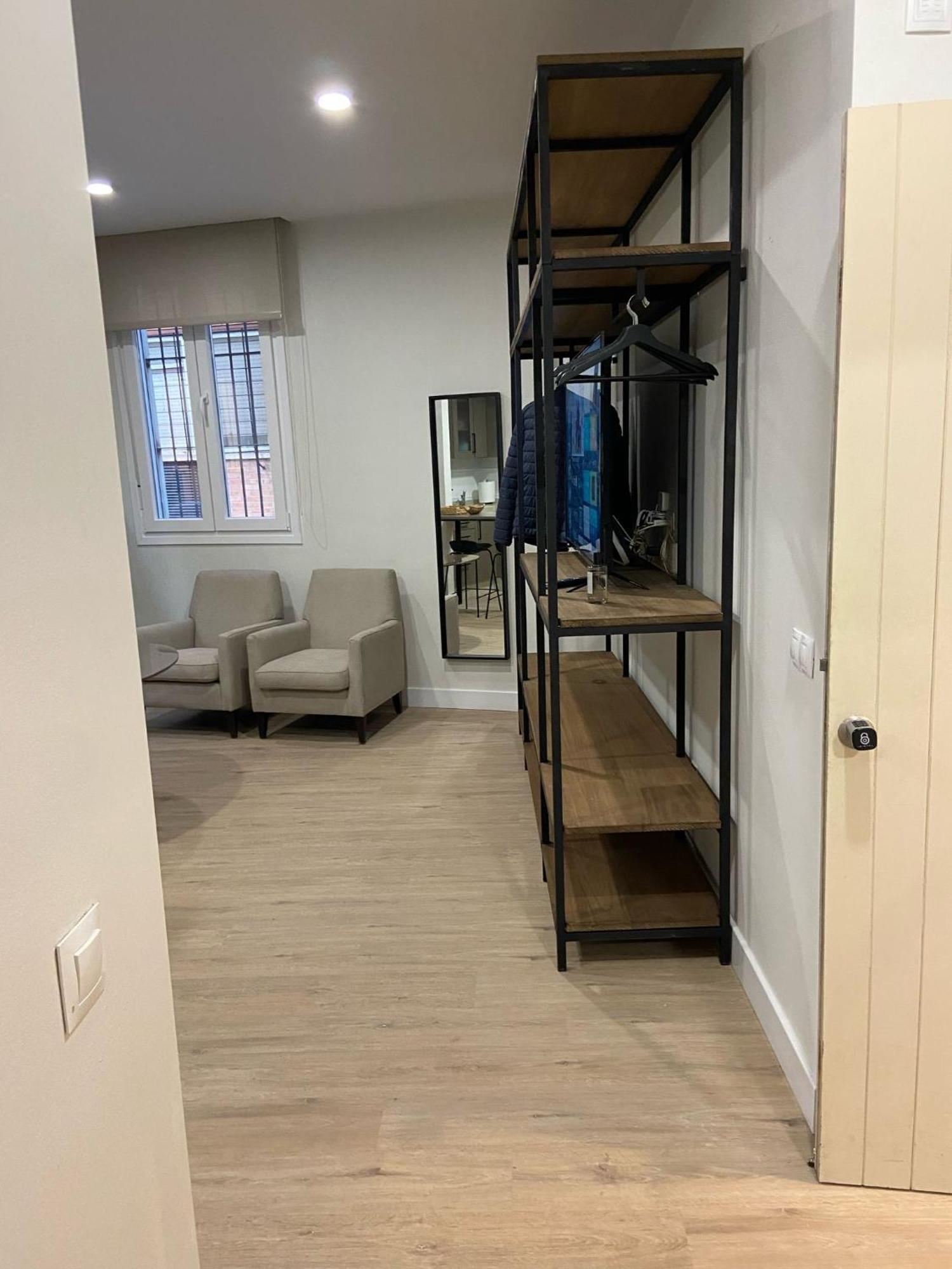 Lira Urban Apartment