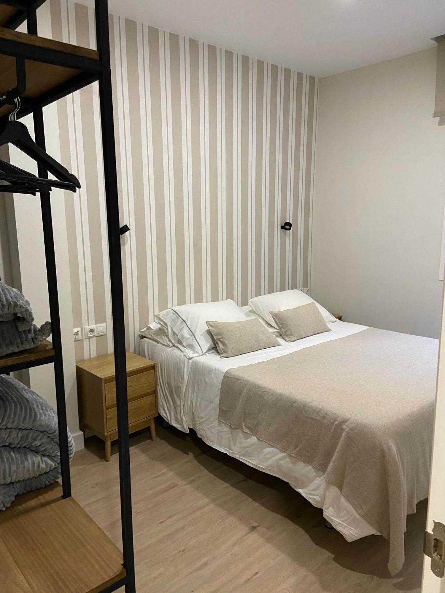 Lira Urban Apartment Seville