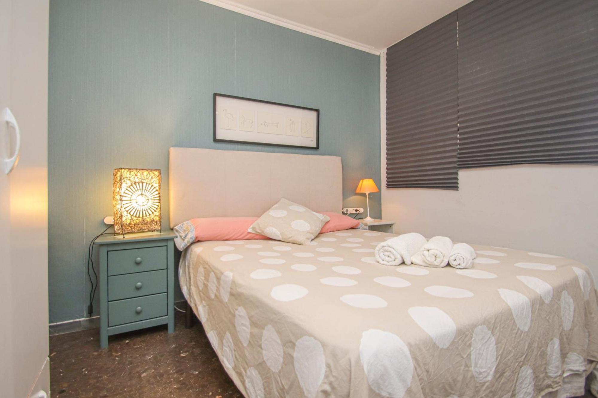 Apartamento Muy Centrico, Tranquilo Y Acogedor **a/c-wifi** Sevilla