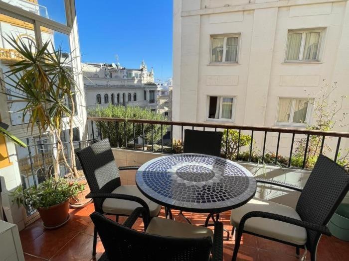 Amplitud, Comodidad Y Luz En El Centro De * Seville