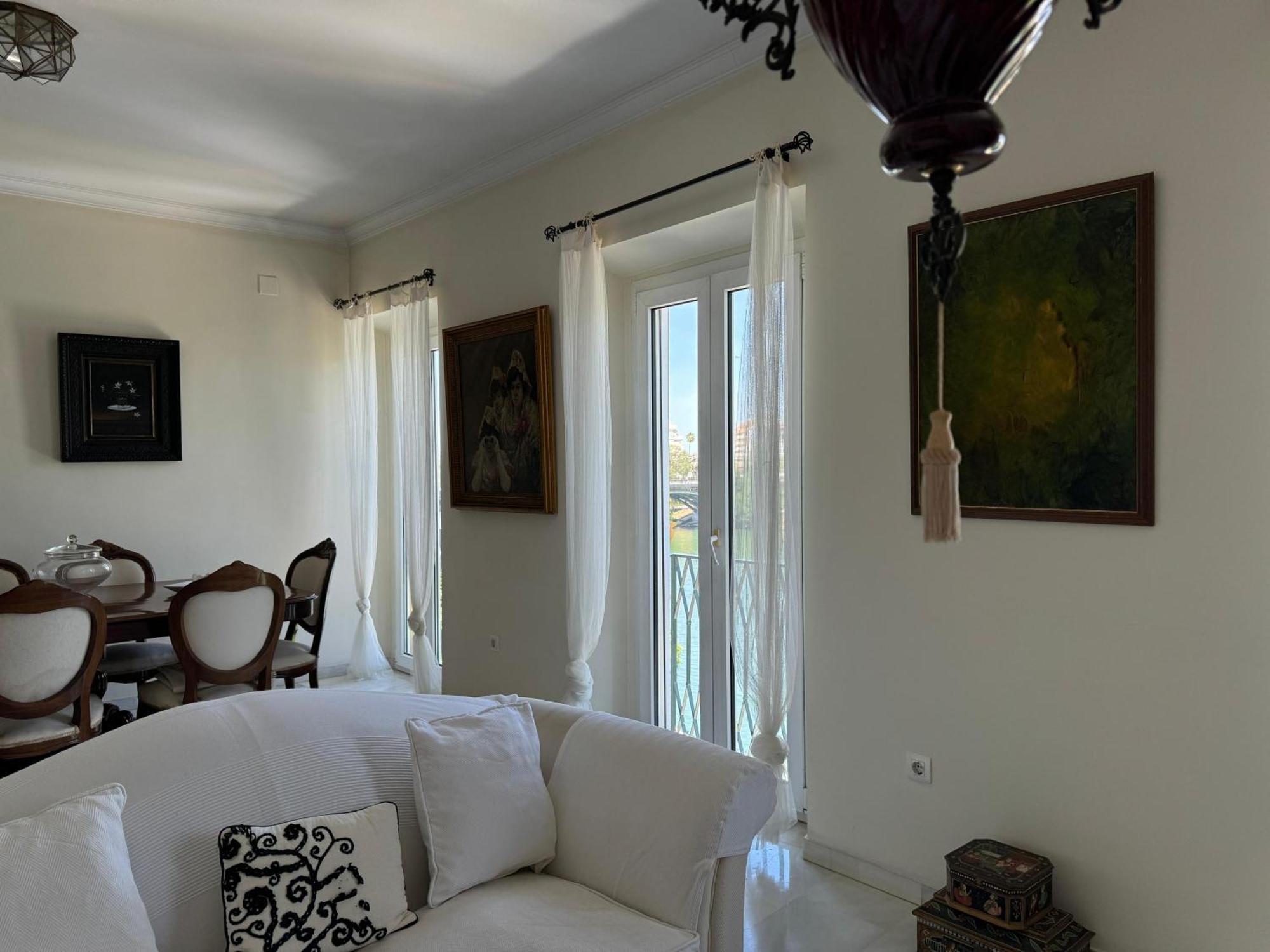 Wonderful Duplex In Calle Betis Apartment